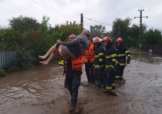 Cinci județe din România, lovite de inundații! Anunțul de ultimă oră al hidrologilor