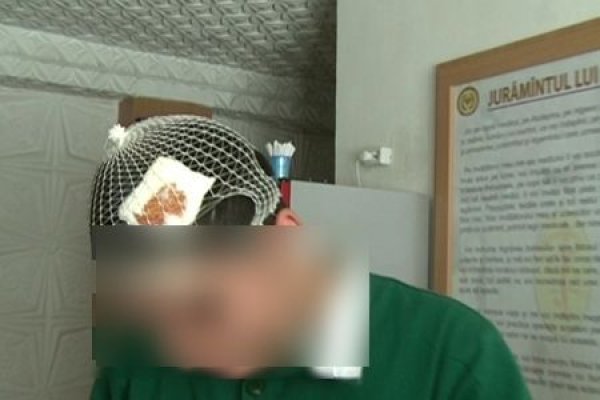 Șocant! Un primar a fost lovit cu fierul de călcat, în cap, de amanta sa