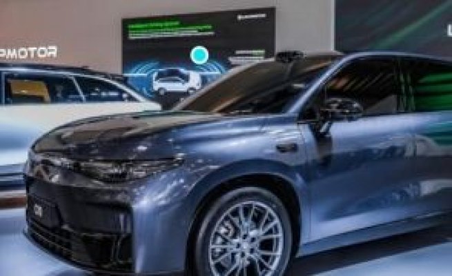 Unul dintre cei mai mari producători europeni se opune amânării obiectivelor UE privind emisiile automobilelor