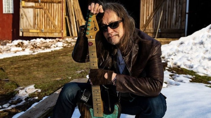 Chitaristul lui Ozzy Osbourne a fost împușcat de mai multe ori pe stradă. În ce stadiu se află bărbatul