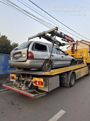 Domeniul public al municipiului Constanța a fost eliberat de 20 vehicule abandonate sau fără stăpân