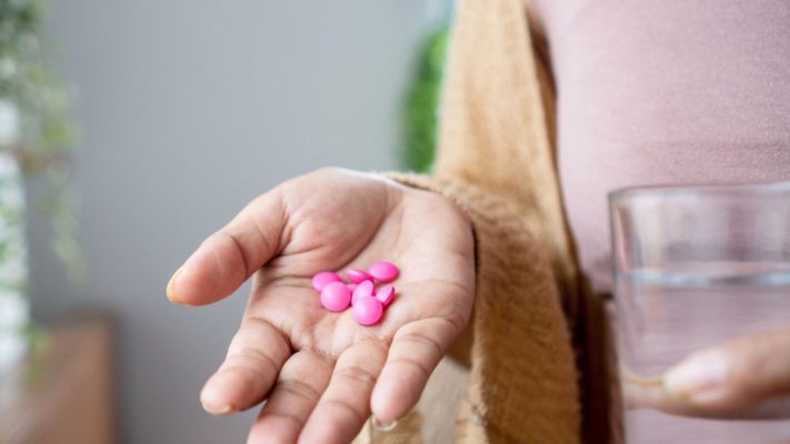 Cât de des ar trebui să luați Ibuprofen dacă aveți 50 de ani sau mai mult?