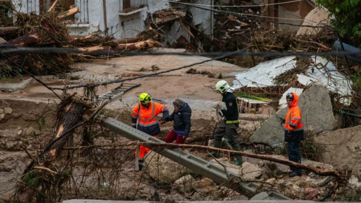 Mai mulți români sunt dispăruți după inundațiile catastrofale din Spania. Video
