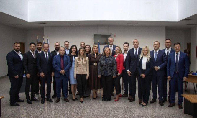 Membrii noului Consiliu Local Năvodari au depus jurământul de învestitură