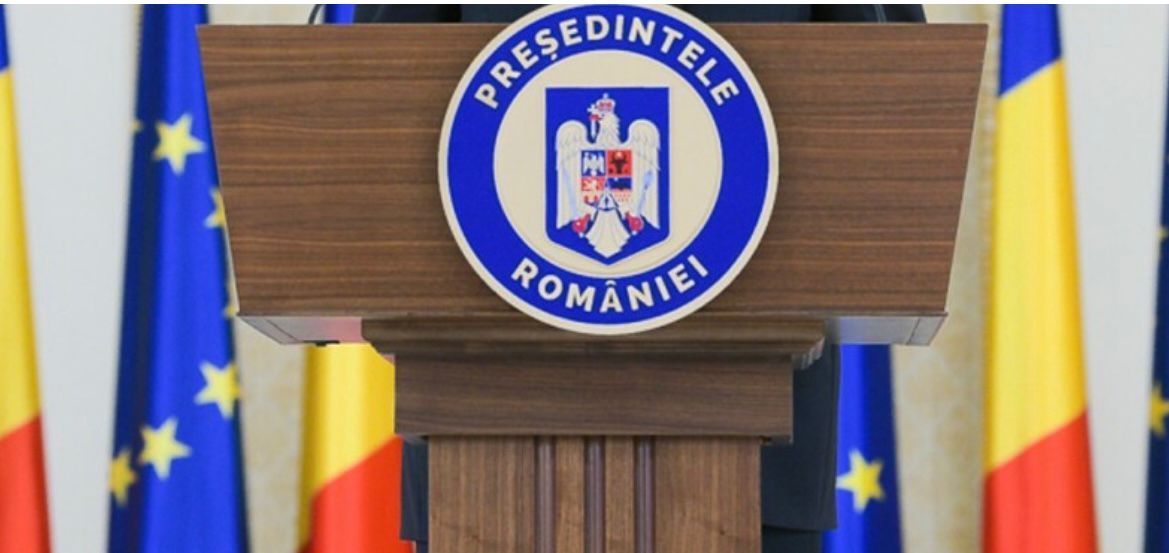 Vezi cine sta pe bara alaturi de Diana sosoaca! Au fost scosi din cursa prezidentiala Vezi cine sta pe bara alaturi de Diana sosoaca! Au fost scosi din cursa prezidentiala