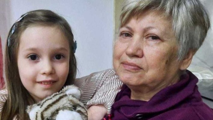 O fată de 6 ani a dispărut împreună cu bunica ei. Au fost date în urmărire națională