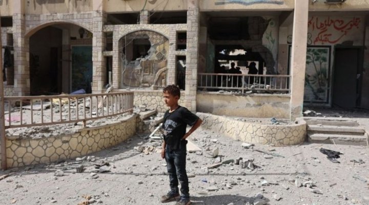 Israelul a bombardat încă o școală în Fâșia Gaza