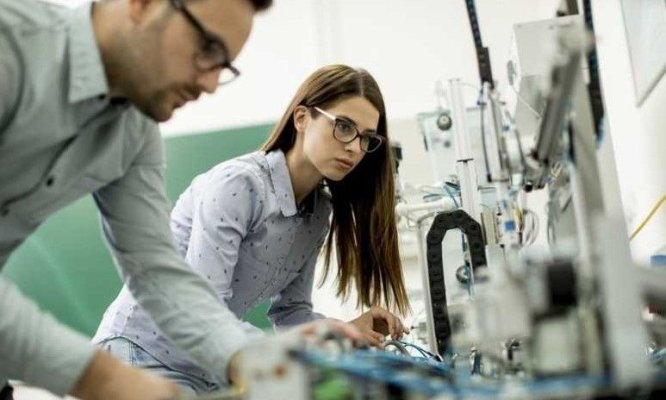De ce pleacă din Constanța studenții la inginerie, după ce termină facultatea?!