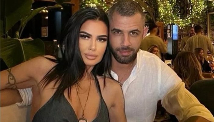 Oana Zăvoranu, lovitură pentru Alex Ashraf