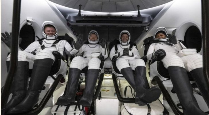Patru astronauți s-au întors pe Pământ după opt luni pe ISS, blocați de problema capsulei Boeing și uraganul Milton