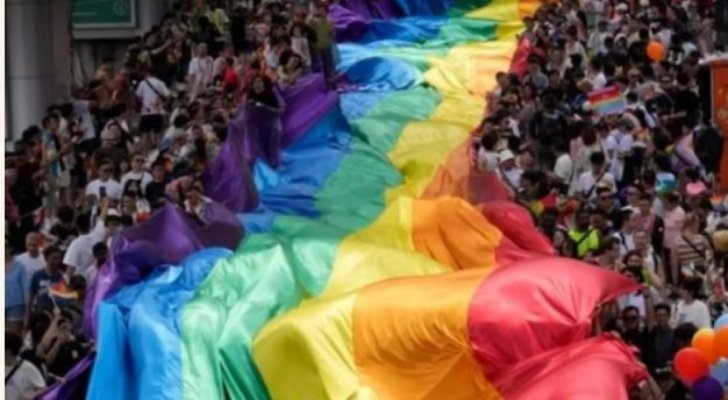 Marș de protest al comunității LGBT pe străzile Bucureștiului, în ziua de Sf. Dimitrie
