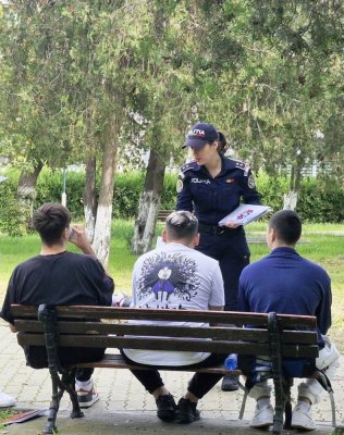 Acțiuni ale polițiștilor de prevenire a fraudelor informatice