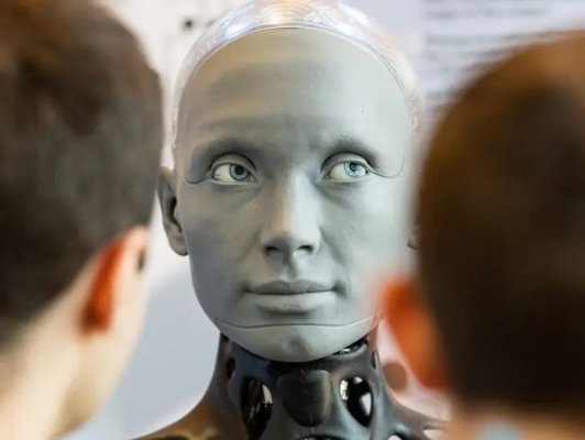 Un post radio a concediat toți jurnaliștii și i-a înlocuit cu inteligența artificială