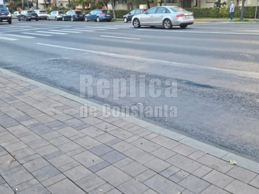 Asfaltul proaspăt turnat în Constanța a început să cedeze