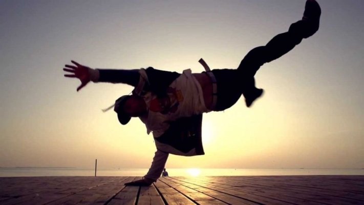 Avertisment pentru dansatori: Care este afecțiunea rară care vizează breakdancerii