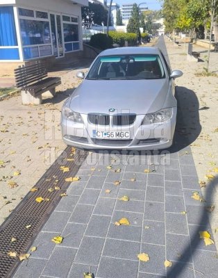 Șoferul care a intrat cu BMW-ul pe faleza pietonală din Mamaia a fost amendat!