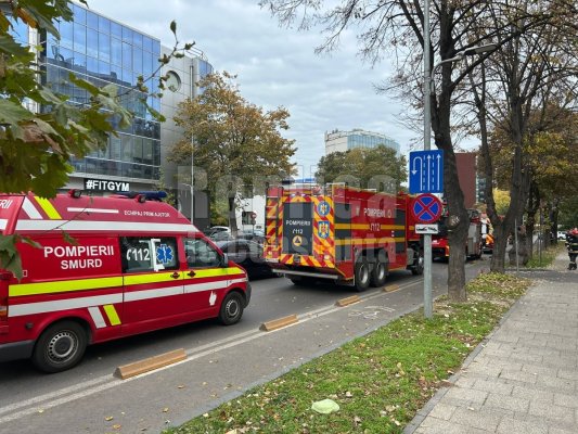 Pompierii puși pe drumuri degeaba, la un bloc de pe bulevardul Mamaia! Video
