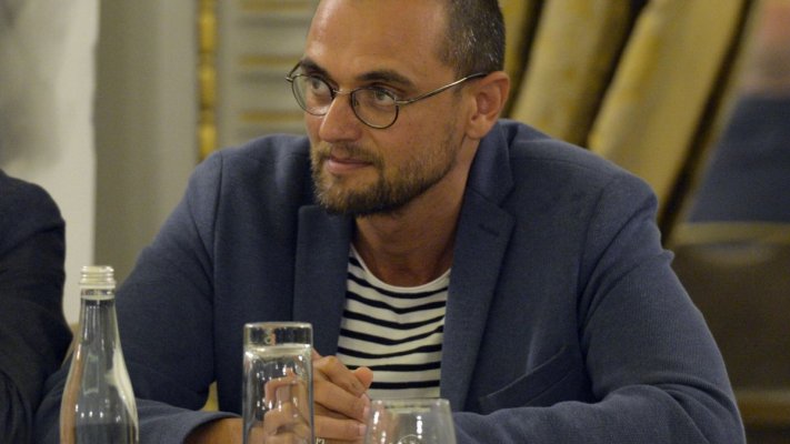 Jurnalistul Oreste Teodorescu, condamnat la închisoare, pentru consum de droguri