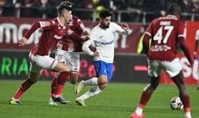 Superliga: Universitatea Cluj – Rapid Bucureşti 2-1