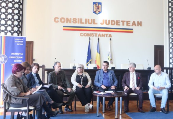 Colegiul Prefectural, convocat în ședintă de lucru. Ce probleme s-au discutat