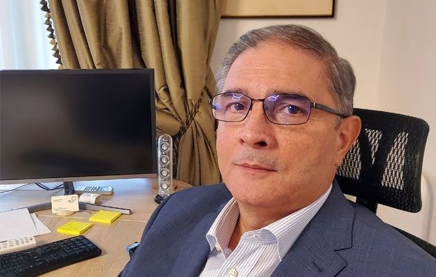 Fostul director al Serviciului de Informații Externe, Silviu Predoiu, intră în lupta pentru Cotroceni