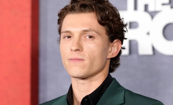 Tom Holland va juca în noul film al regizorului Christopher Nolan