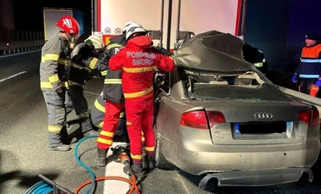 Impact devastator între o mașină și un TIR, pe autostrada A1. Un bărbat a murit