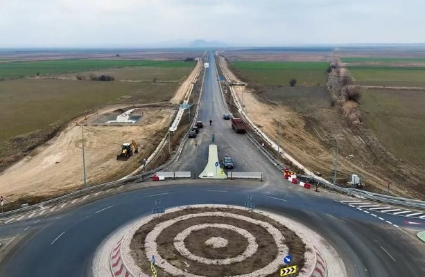 Drumul de legătură de la Jijila s-a stricat deşi nu a fost niciodată deschis circulației 