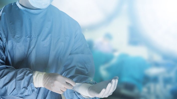 Cazul băiatului de 16 ani, care a murit după ce medicul a refuzat să-l opereze, schimbă legea
