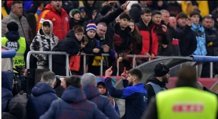 Scandal pe Arena Națională: Gesturi obscene ale jucătorilor kosovari, căpitanul a sărit la bătaie
