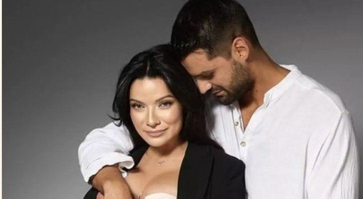 Anca Dinicu, prima imagine postată cu fiul ei. Actrița a născut în urmă cu o săptămână