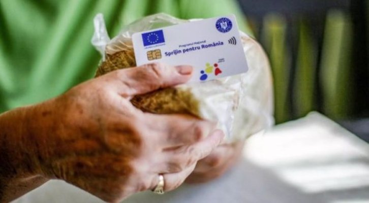 Intră banii pe cardurile sociale. Este ultima dată când beneficiarii primesc 250 de lei