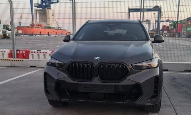 Automobile de lux căutate de autoritățile din Suedia, descoperite în Portul Constanța. Video