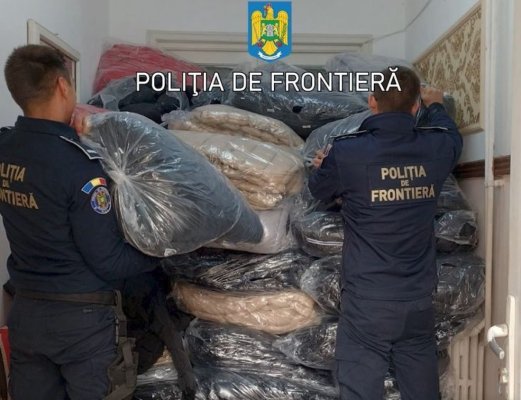 Îmbrăcăminte contrafăcută în valoare de 3,5 milioane de lei, confiscată de poliţişti în PTF Negru Vodă. Video