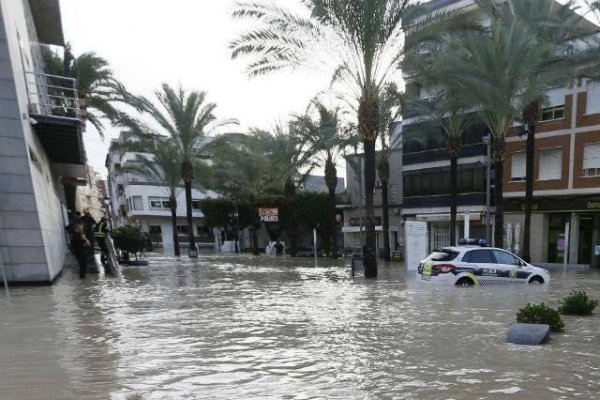 Inundaţii în Spania - MAE: Şapte persoane dintre cele 16 semnalate anterior ca fiind dispărute sunt în siguranţă