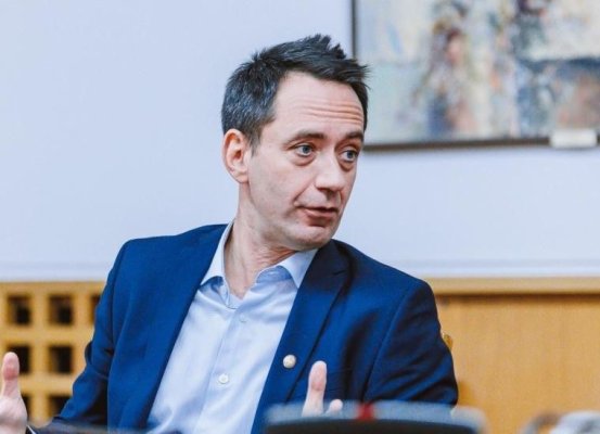 Csoma Botond: Nu ştiu dacă domnul Fifor ştie pe ce lume trăieşte... spune bazaconii
