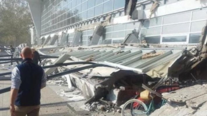 Acoperișul unei gări din Serbia s-a prăbușit. Cel puțin 12 persoane au murit