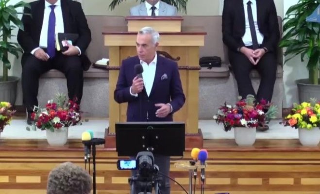 Călin Georgescu, discurs la o biserică penticostală: „România trebuie pregătită pentru venirea lui Hristos“. Video