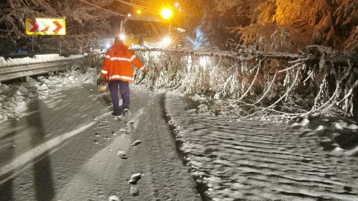 Val de aer polar în România. A nins și s-a depus strat consistent de zăpadă în mai multe zone din țară