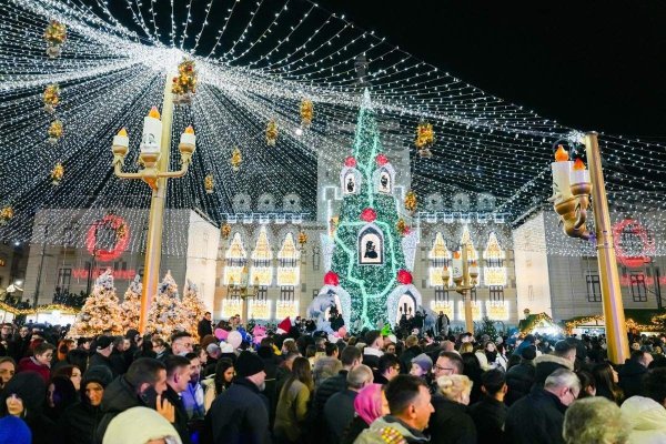 Prețuri șoc la Târgul de Crăciun din Craiova! Vezi cât costă o ciocolată caldă și un pahar de vin fiert