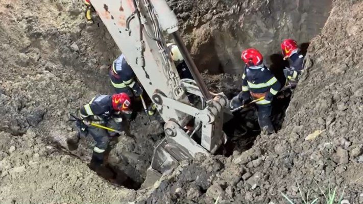 Doi bărbați au fost înghițiți de un mal de pământ în timpul ce efectuau lucrări de construcții