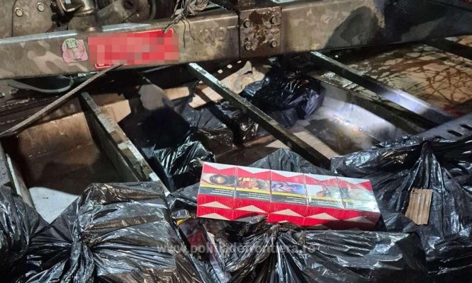 Țigarete în valoare de aproximativ 26.700 lei, descoperite de polițiștii de frontieră, noaptea trecută