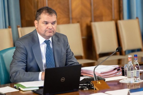 Ministrul Dezvoltării nu se lasă. Vrea să le ia permisele celor care nu plătesc amenzile