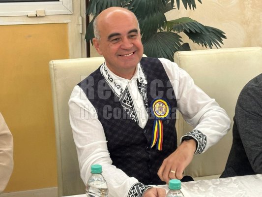 Politicienii constănțeni petrec Paștele acasă, înconjurați de familie