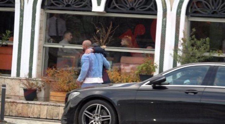 Alex Bodi, într-o formă de zile mari. Îmbrățișări pentru toată lumea. Video