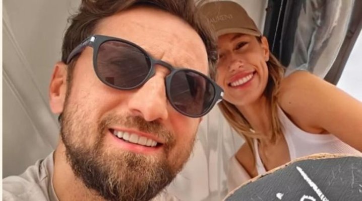 Dani Oțil și soția Gabriela au plecat din țară înainte de Crăciun. Unde se relaxează