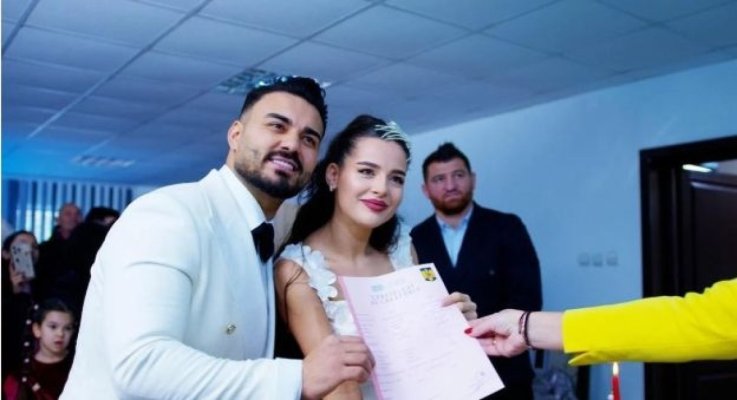 Cum a arătat Oana Ciocan în rochie de mireasă și ce ținută a ales nașa, soția lui Cătălin Moroșanu