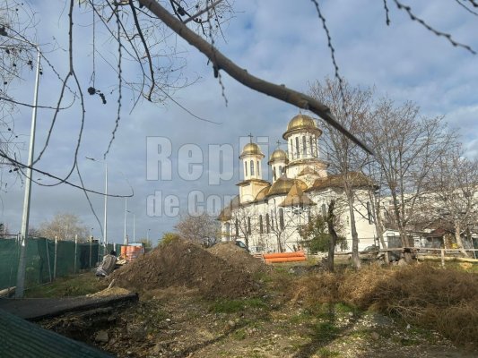 Lucrările la noul parc Soveja se desfășoară... după prognoza meteo. Video