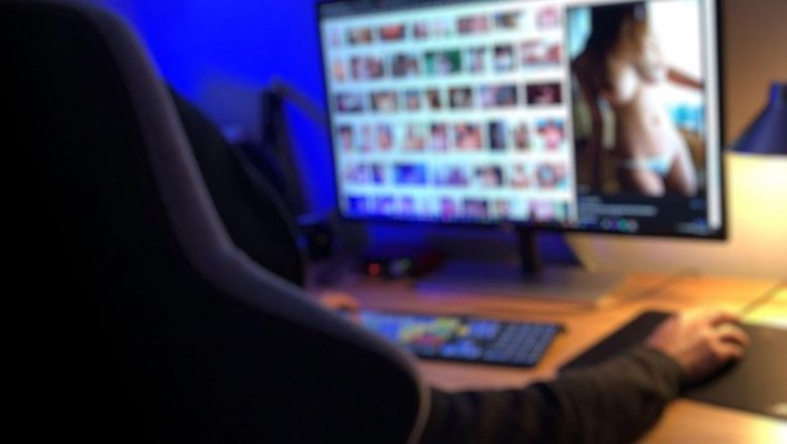 Fiica unui paroh, umilită după ce a întreținut relații sexuale cu un necunoscut
