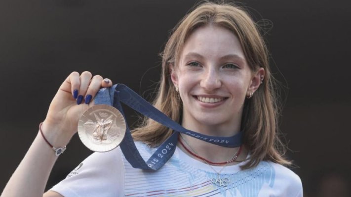 Gimnasta Ana Bărbosu părăsește România pentru un viitor promițător în SUA